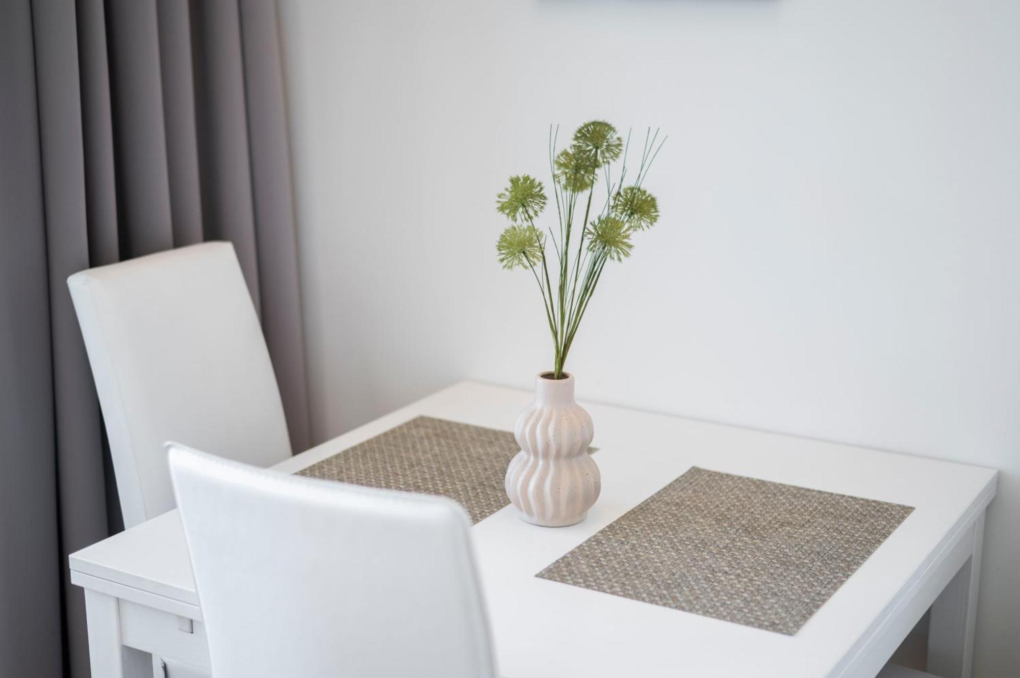 Apartamento Luxury 1Bdrm On The 28Th Floor Bratislava Exterior foto