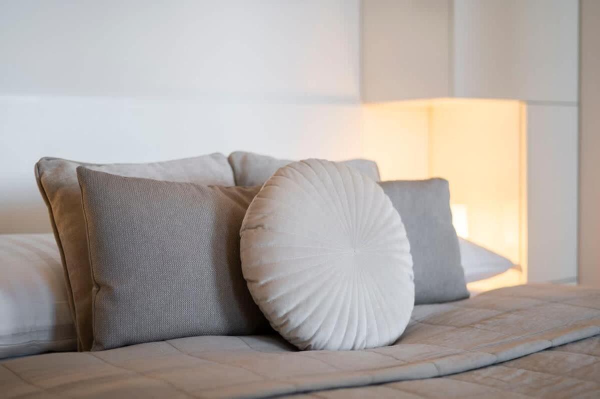 Apartamento Luxury 1Bdrm On The 28Th Floor Bratislava Exterior foto